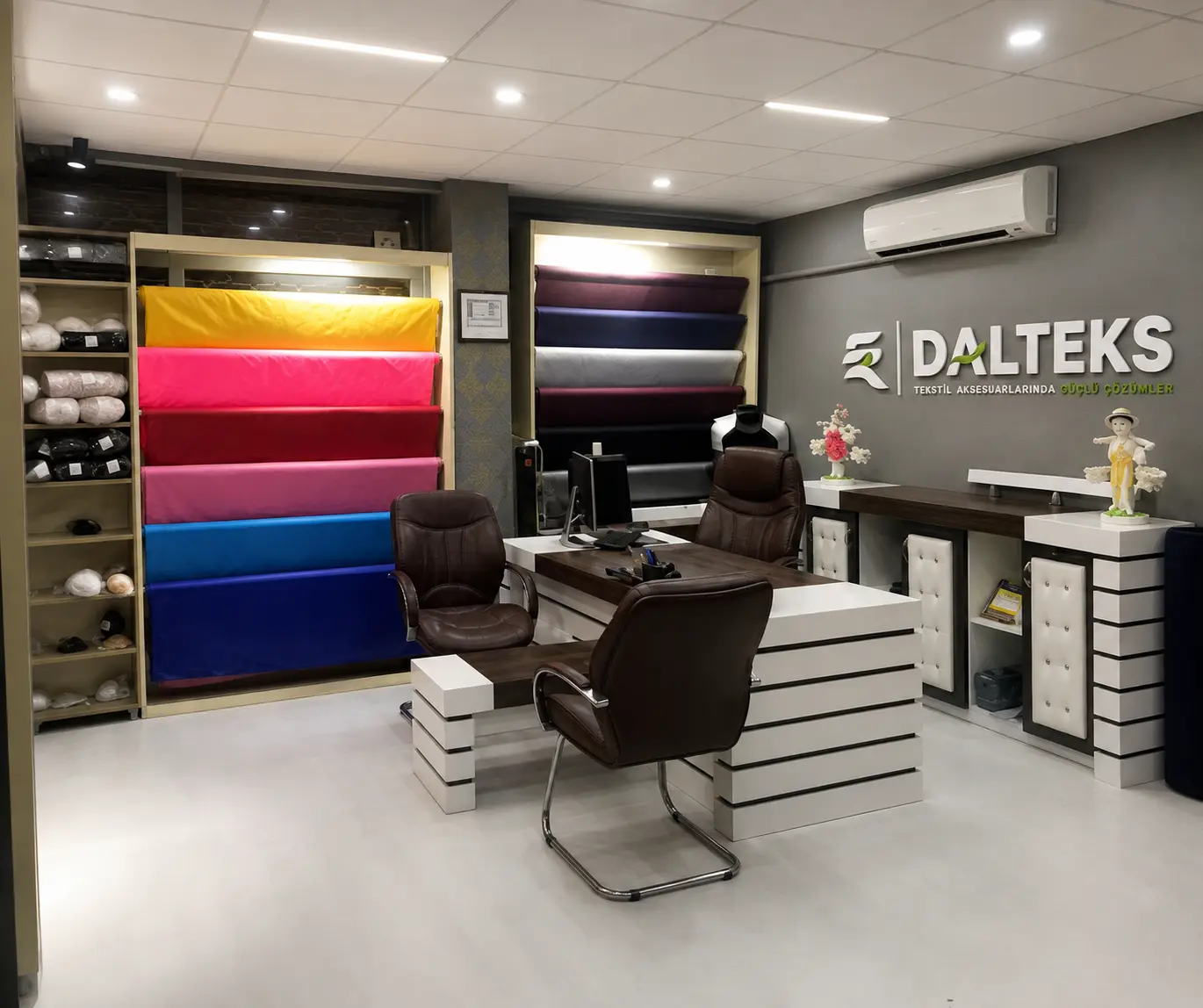 DALTEKS ofisi ve tekstil aksesuarı numune alanı